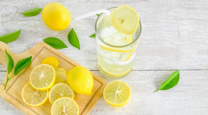 8 причин употреблять лимонный сок