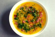 Сырный суп с копченостями