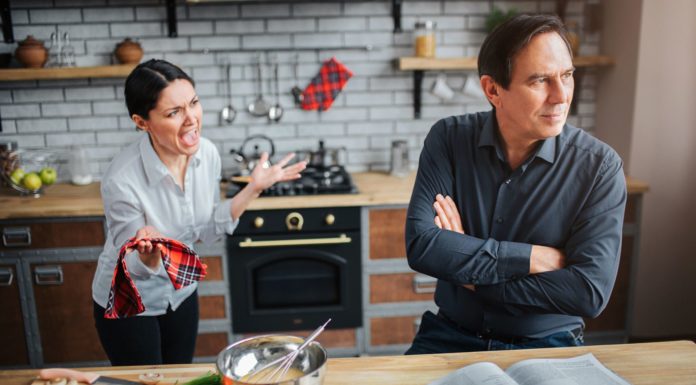 Что раздражает женщину в мужчине