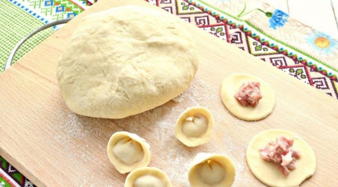 Простое и вкусное тесто для пельменей!