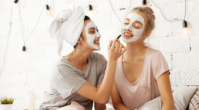 Гоммаж для лица, хитрости для сохранения молодости