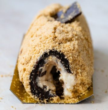 Бисквитный рулет с бананом