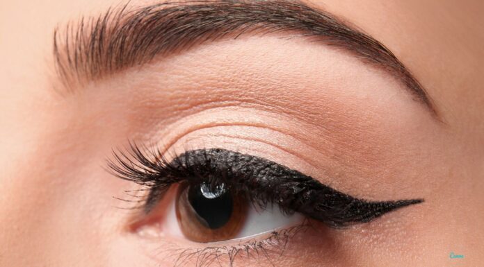 8 секретов использования подводки для глаз